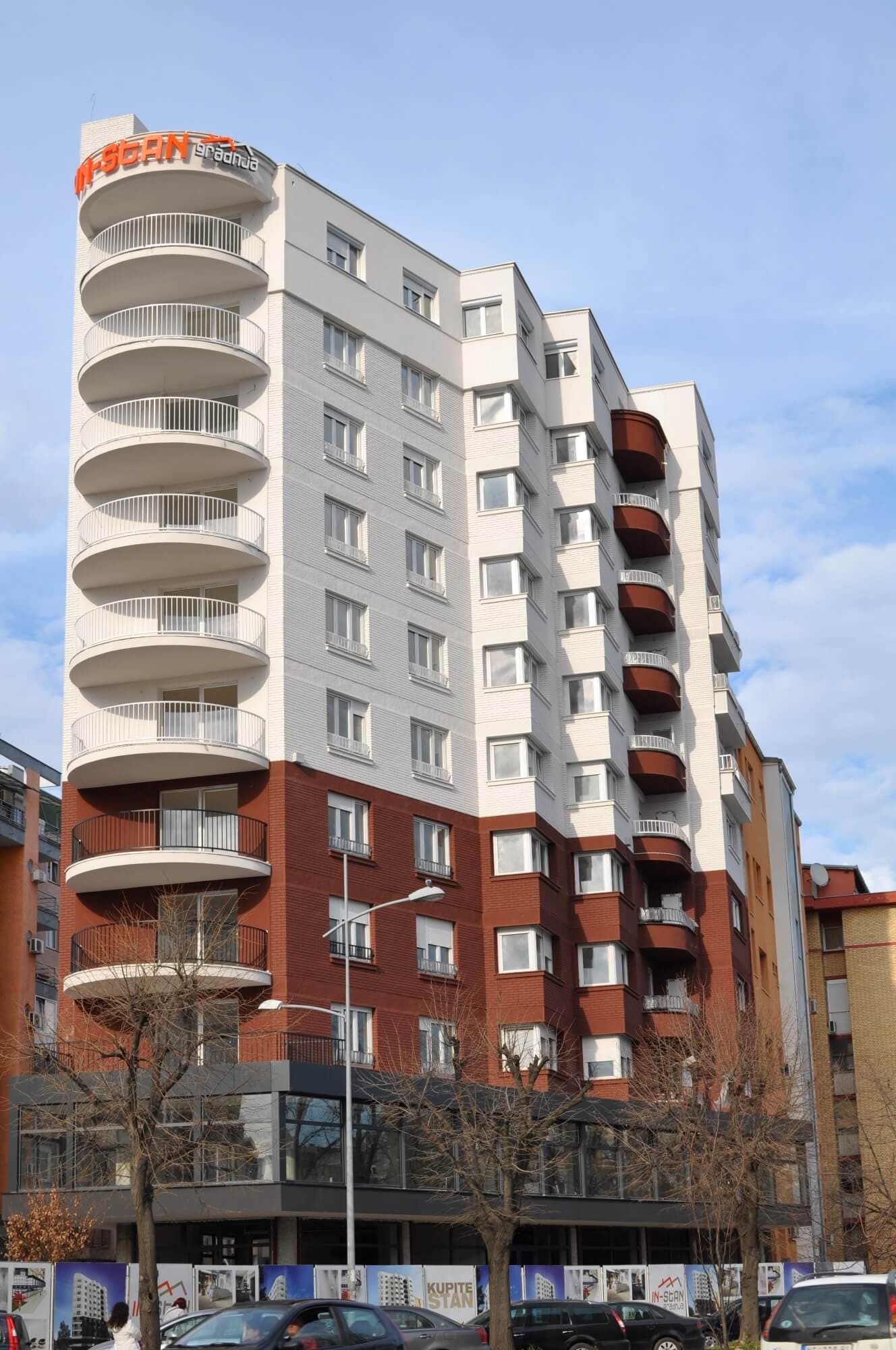 In-Stan Gradnja, Novi Sad — projekat liftova Mikonik