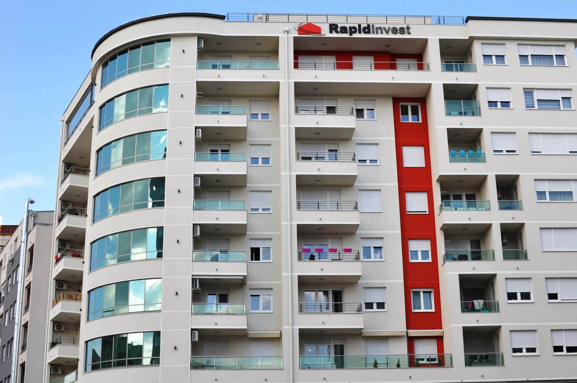 Rapid Invest, Novi Sad — projekat liftova Mikonik